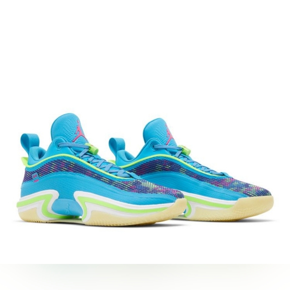 2022 Luka Doncic x Air Jordan 36 Low 'Laser Blue' size 6.5 box included